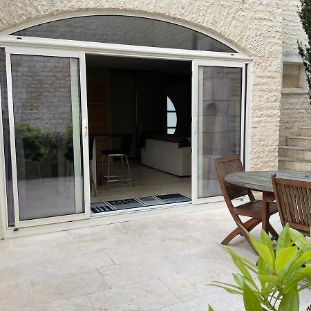 Logis Du Faubourg Petite Maison De Charme, Tranquille, Calme Et Lumineuse Val-de-Mercy Экстерьер фото