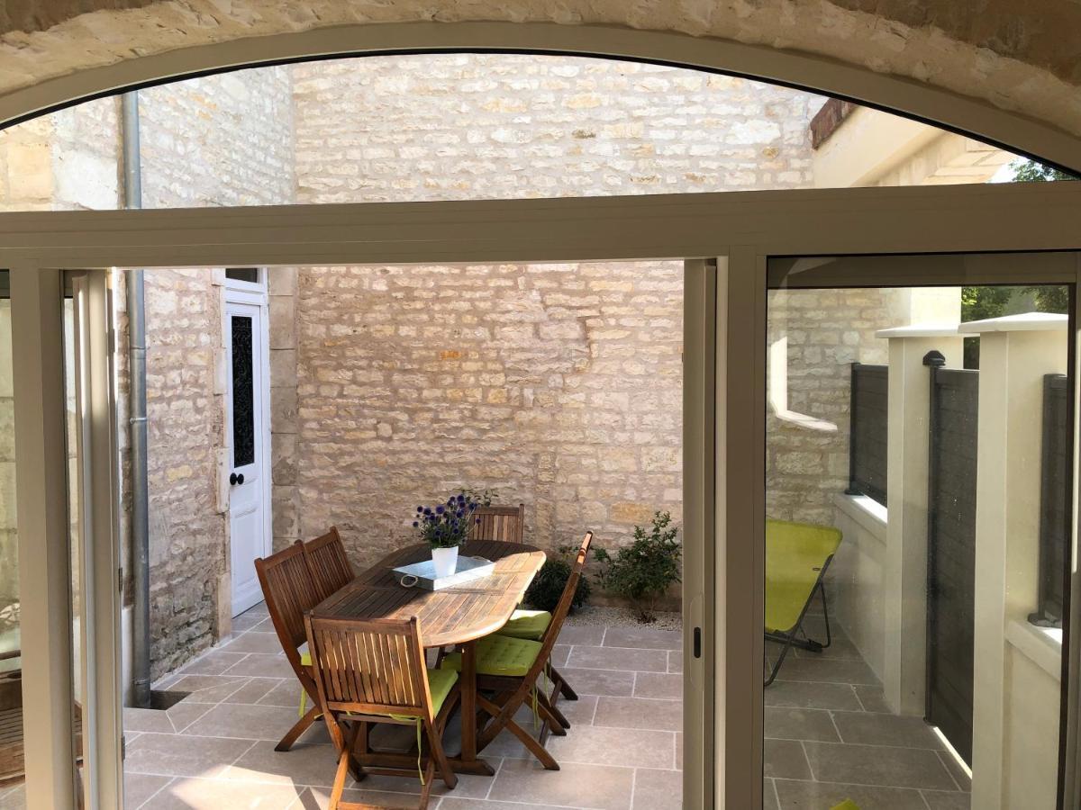 Logis Du Faubourg Petite Maison De Charme, Tranquille, Calme Et Lumineuse Val-de-Mercy Экстерьер фото